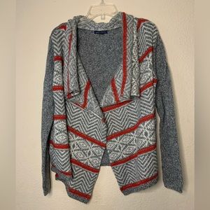American Eagle Outfitters waterfall knit patterned sweater, Size M.